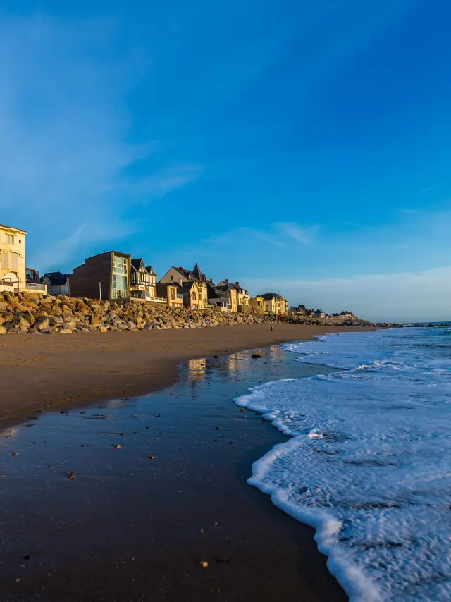 Maison en bord de plage avec vue sur l'océan