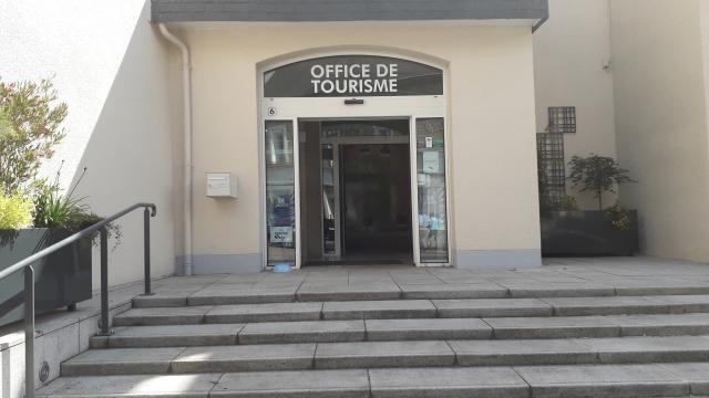 Entrée de l'office de tourisme de Coutances