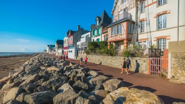Promenoir de Agon-Coutainville