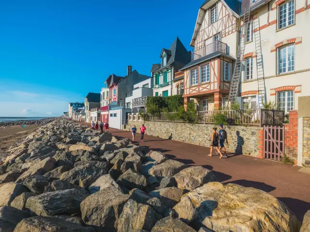 Promenoir de Agon-Coutainville