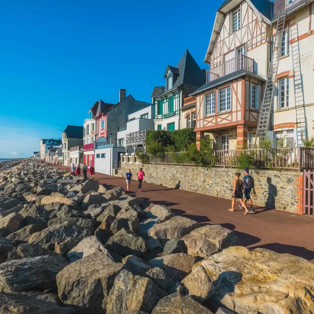 Promenoir de Agon-Coutainville