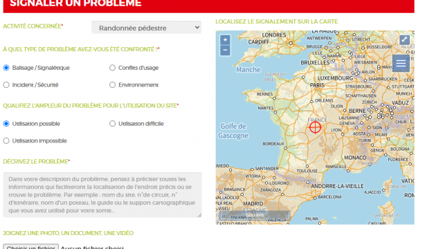 Formulaire de signalement de problème de randonnée pédestre avec une carte de la France