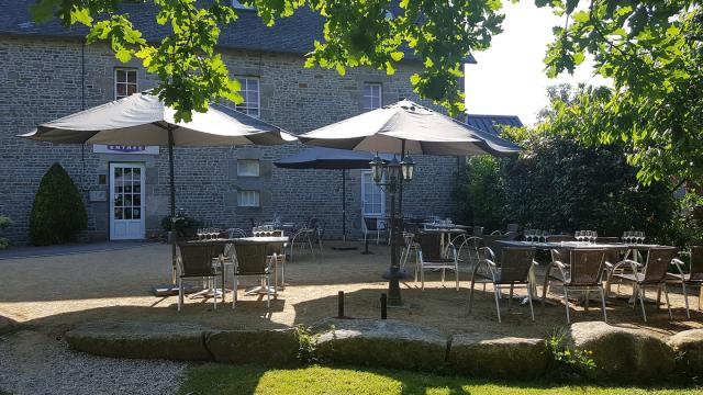 Terrasse auberge du Mesnil Rogues