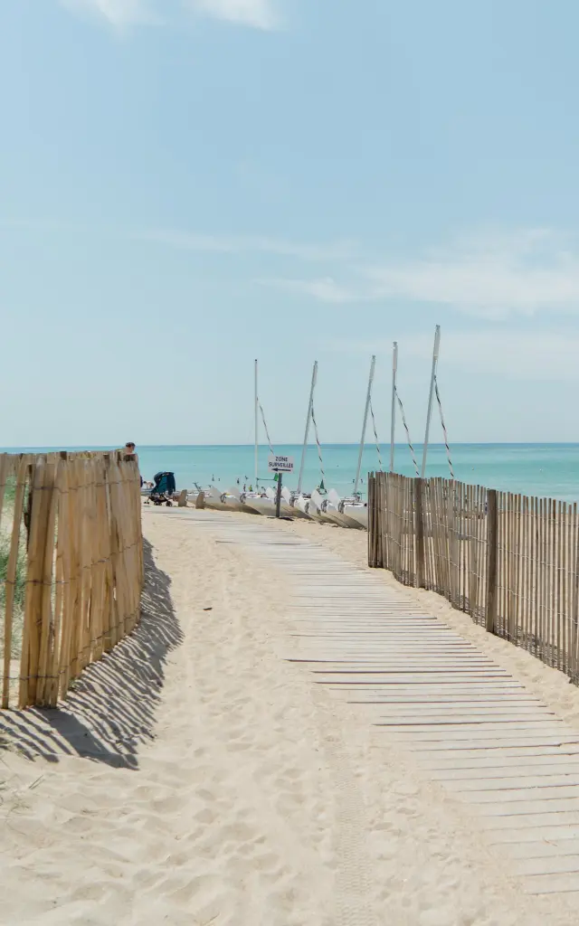 Accessible path leading to the beach with a view of the sea