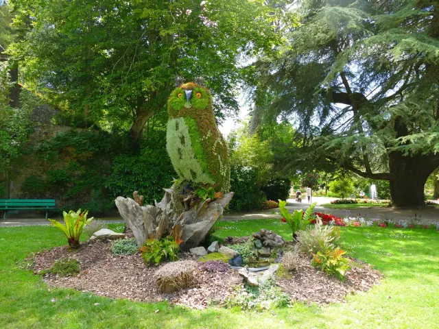 Sculpture végétale au jardin des plantes de Coutances
