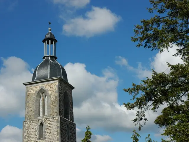 Clochet de l'église de Sourdeval Les Bois