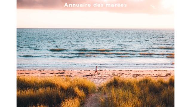 Couverture de l'annuaire des marées 2024 de Coutances Tourisme