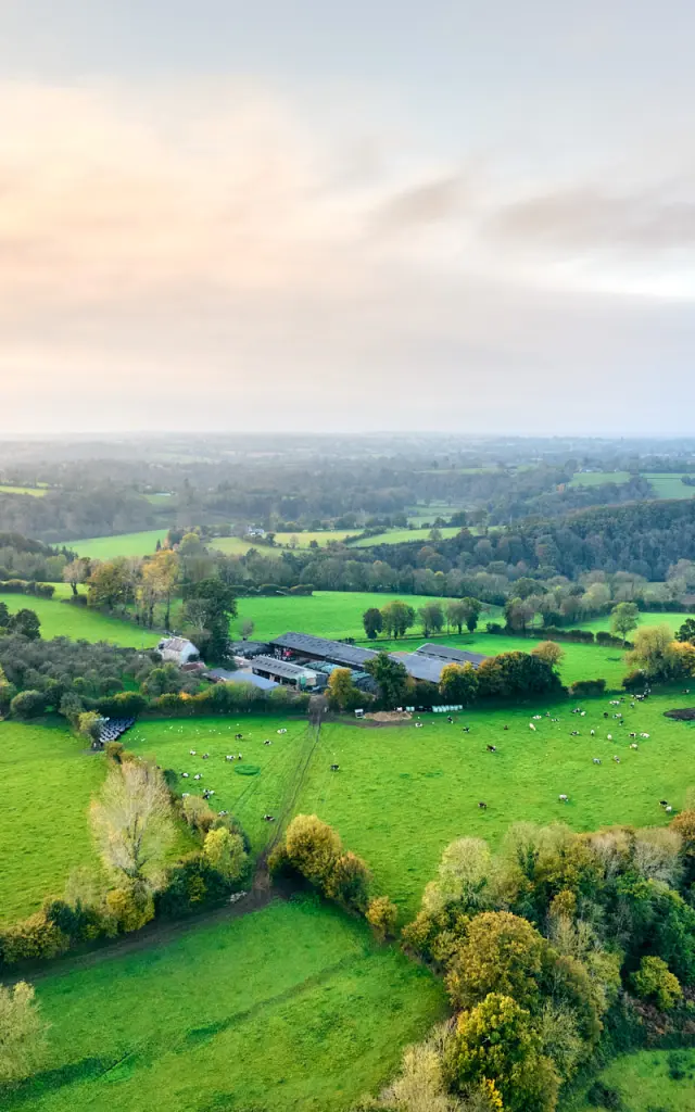 Vue aérienne de la campagne de Hambye
