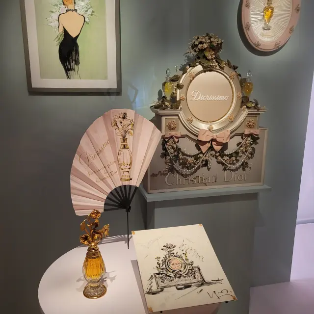 Musee Dior Granville 9 Rotated