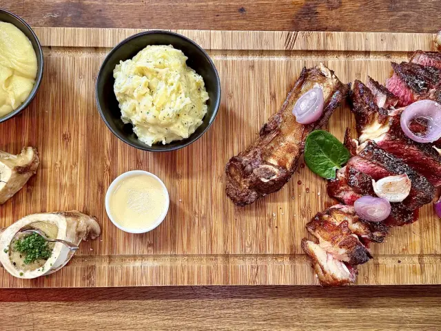 Planche Le Manchot restaurant