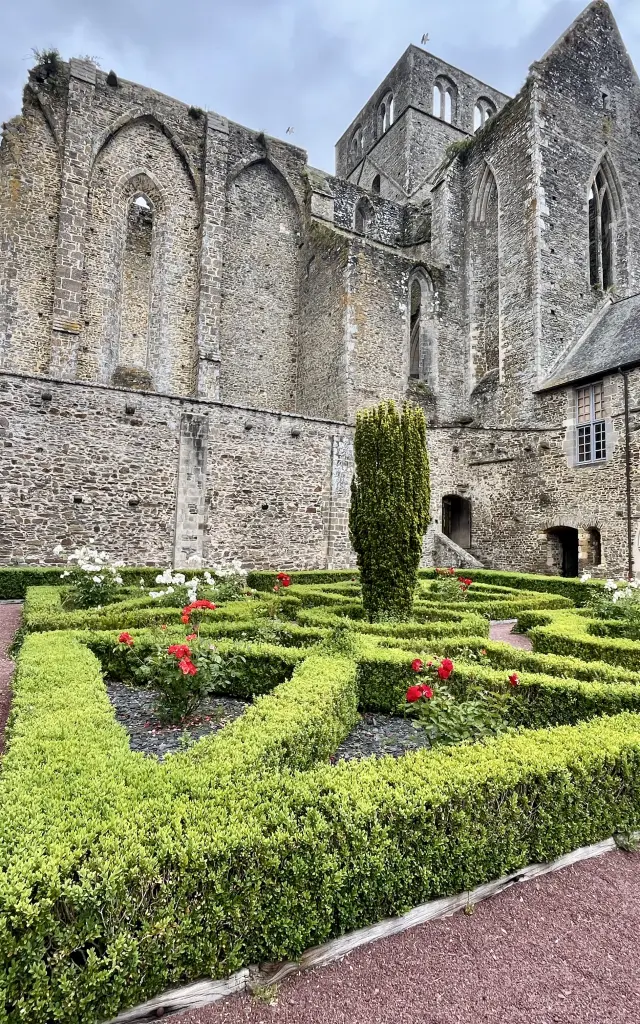 Abbaye De Hambye 1