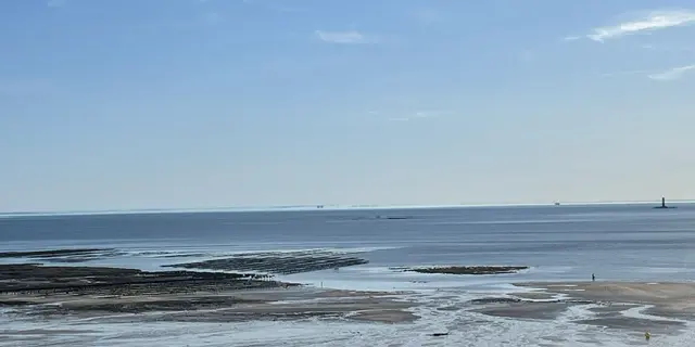 Fata Morgana A Gouville Sur Mer 3